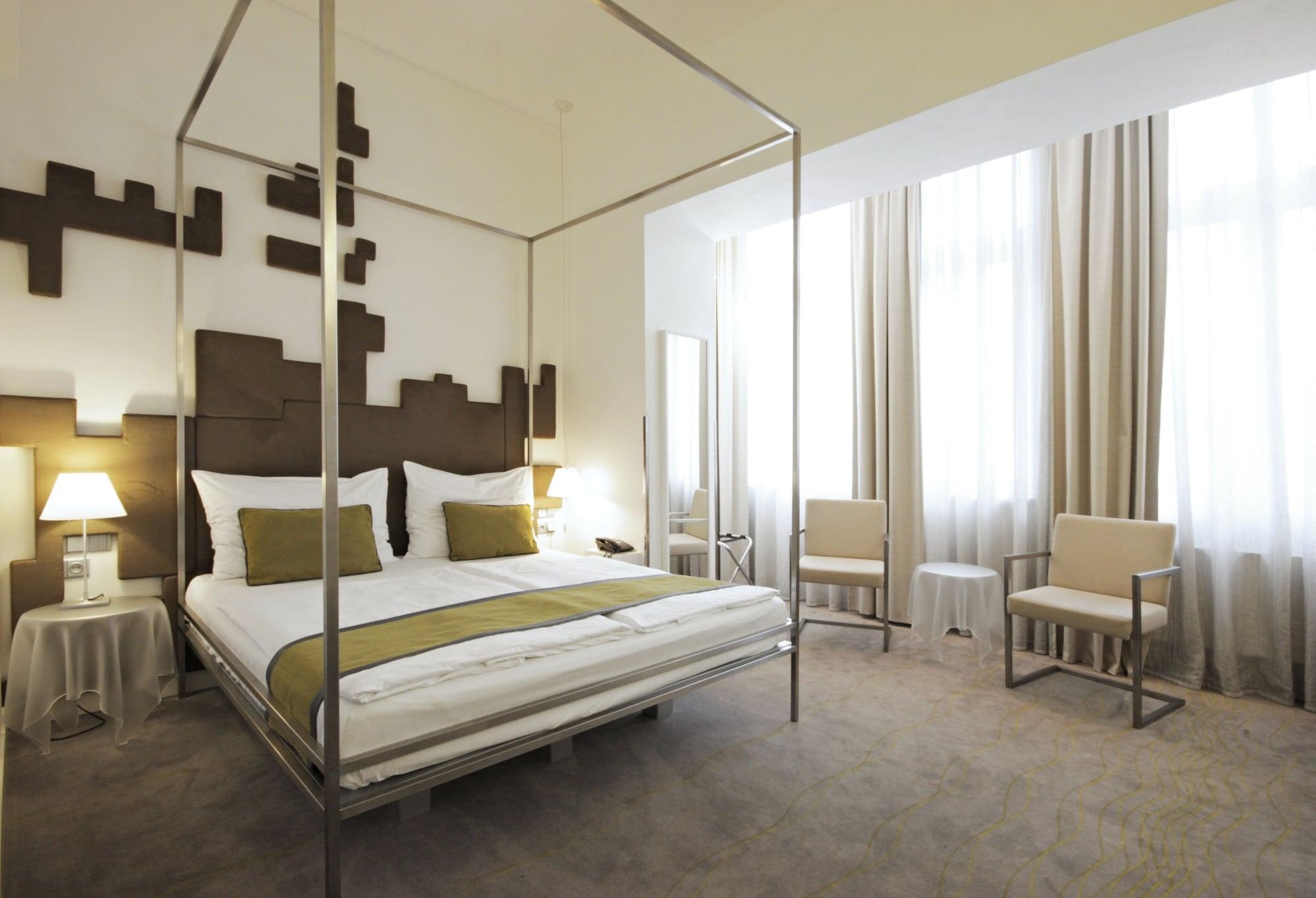 Pure White Hotel Prága Kültér fotó