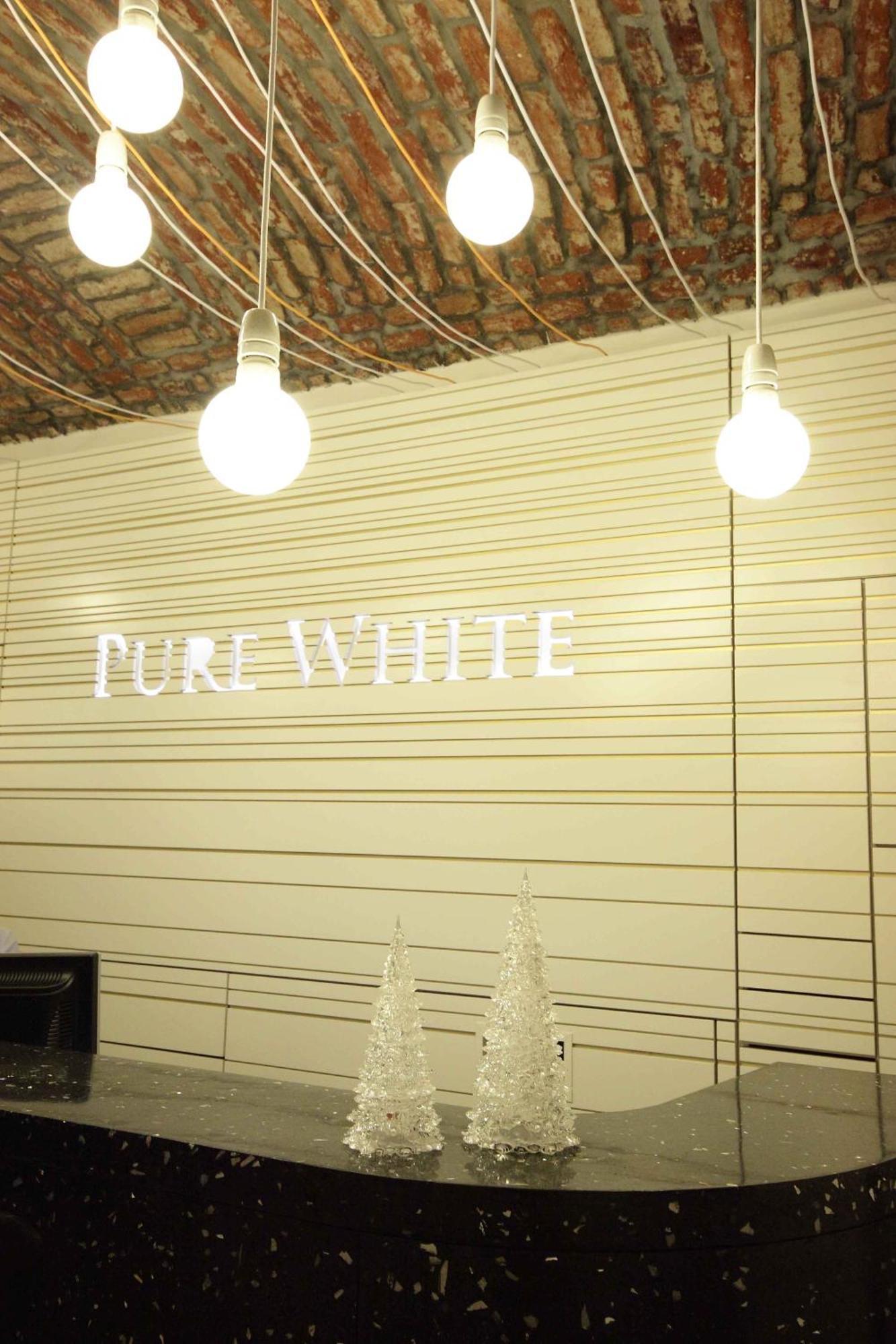 Pure White Hotel Prága Kültér fotó