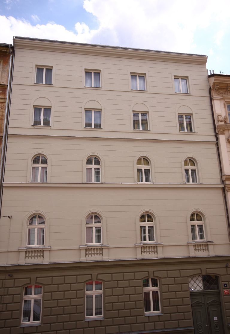 Pure White Hotel Prága Kültér fotó